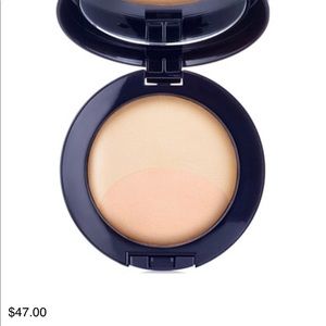 Estée Lauder highlight set powder duo